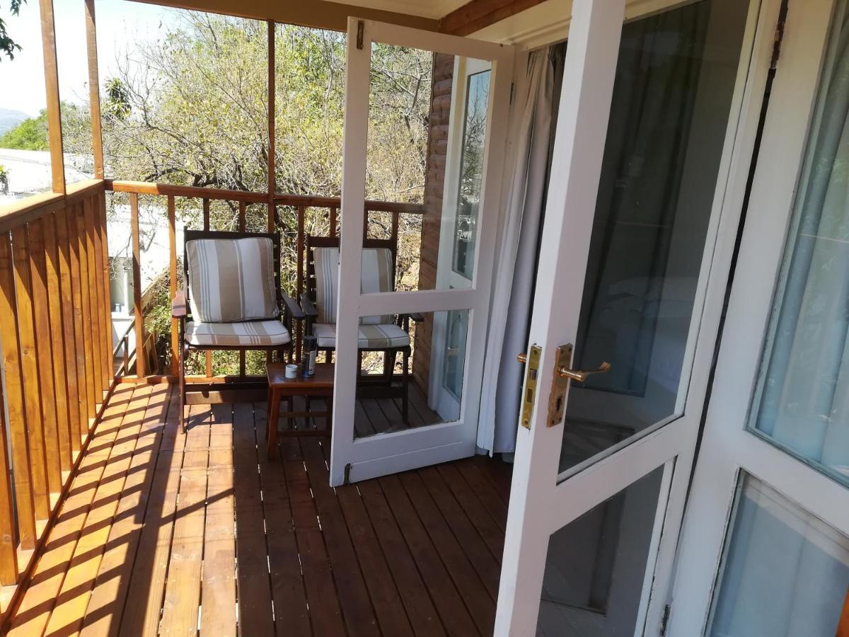 Bed and Breakfast Letamong Hartbeespoort Esterno foto