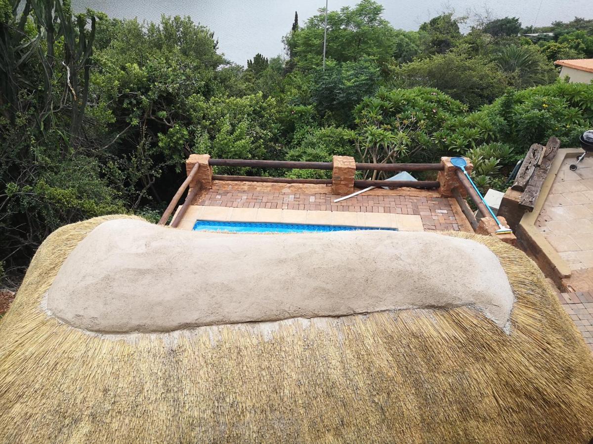 Bed and Breakfast Letamong Hartbeespoort Esterno foto